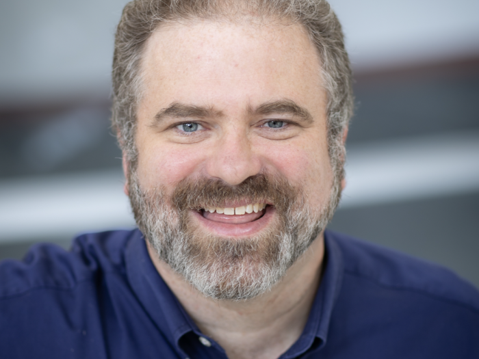 Headshot of Ethan Porter